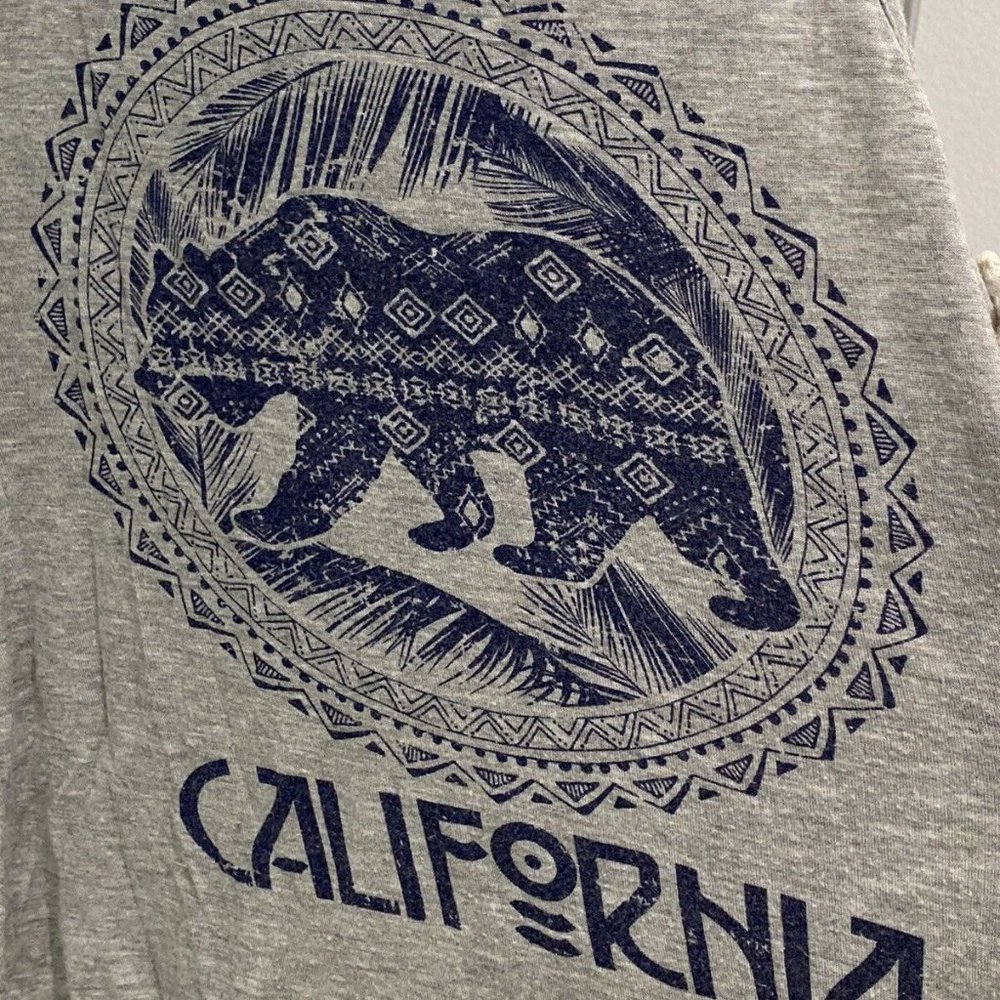 Threads Studio Grey California Tank Top Size Small - Picture 8 of 11